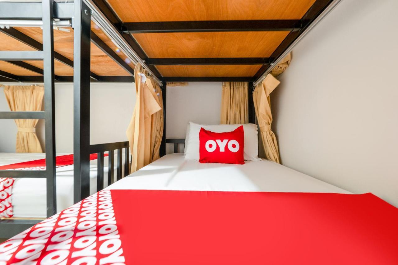 Oyo 969 Lida 1946 Hostel Bangkok Dış mekan fotoğraf