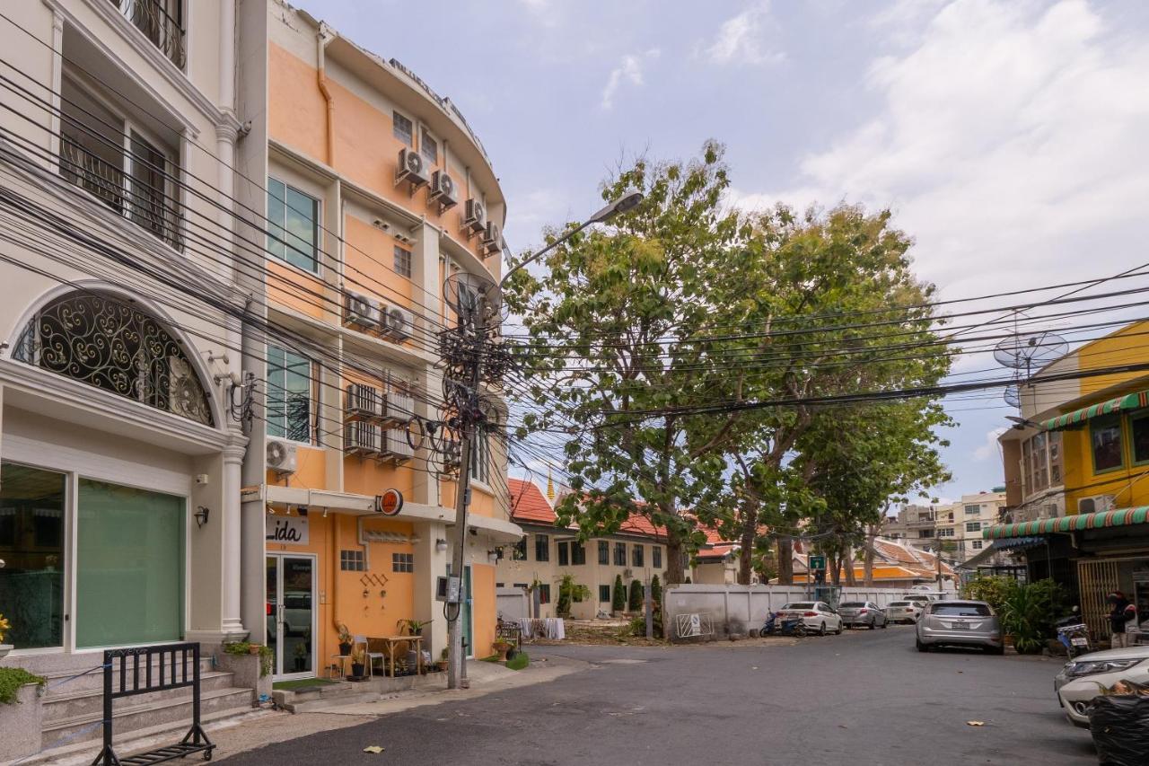 Oyo 969 Lida 1946 Hostel Bangkok Dış mekan fotoğraf